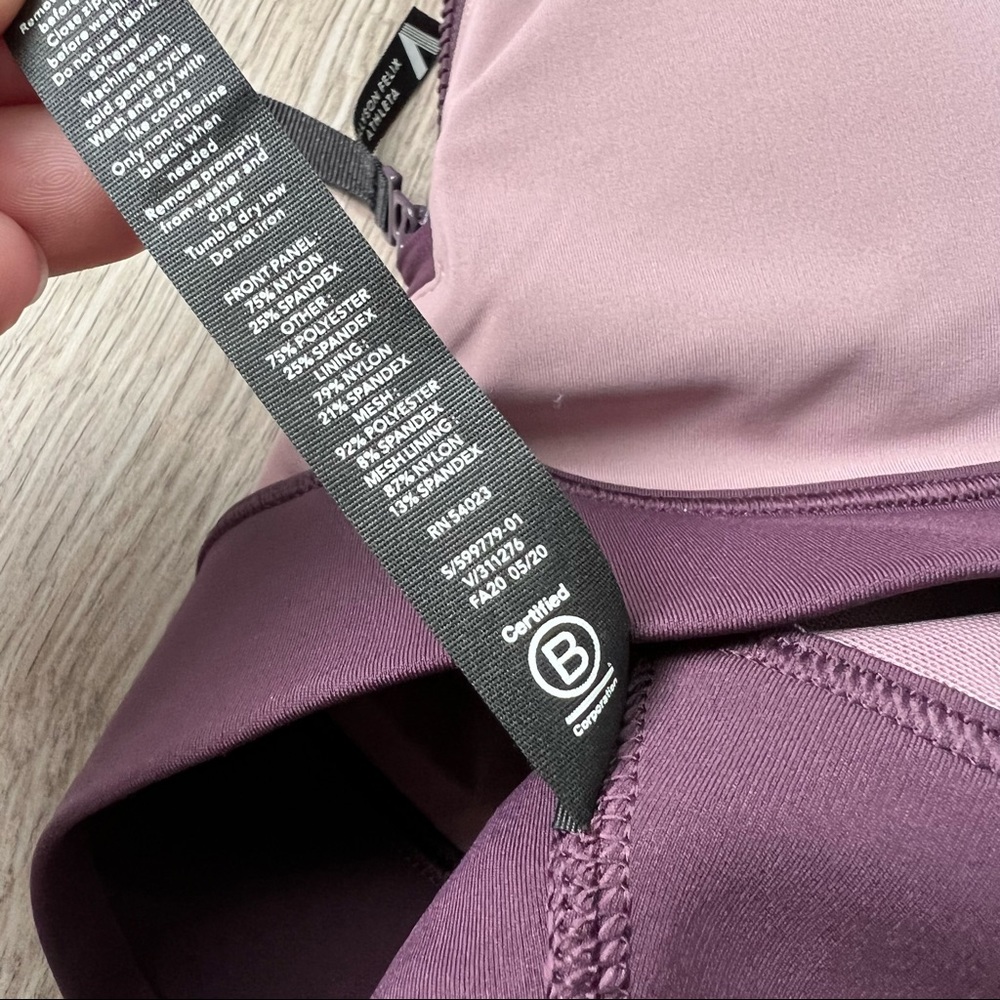 NEW Athleta A-C Allyson Felix Legend Zip Front Bra medium purple - Picture 10 of 10